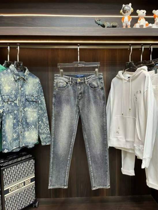 Picture of LV Jeans Long _SKULVsz30-408qx11211826